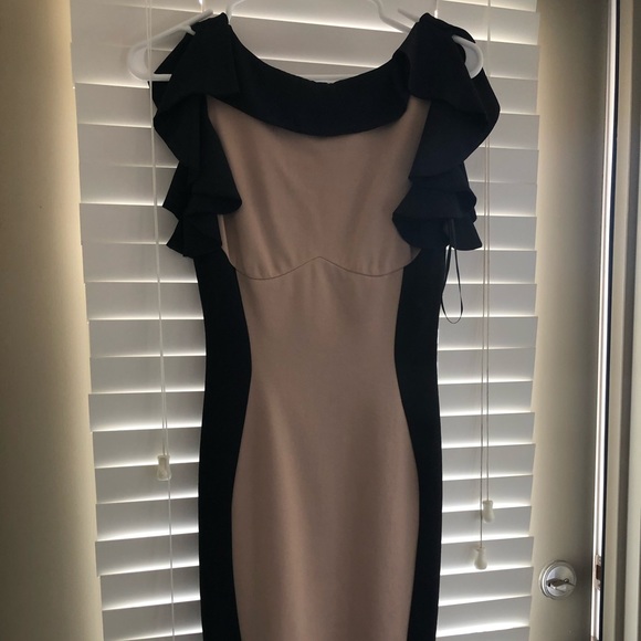 Dress - Picture 1 of 2